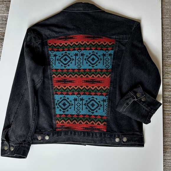 Vintage Woolrich Aztec Black Denim Jacket Size Small Navajo Tribal - Picture 3 of 12